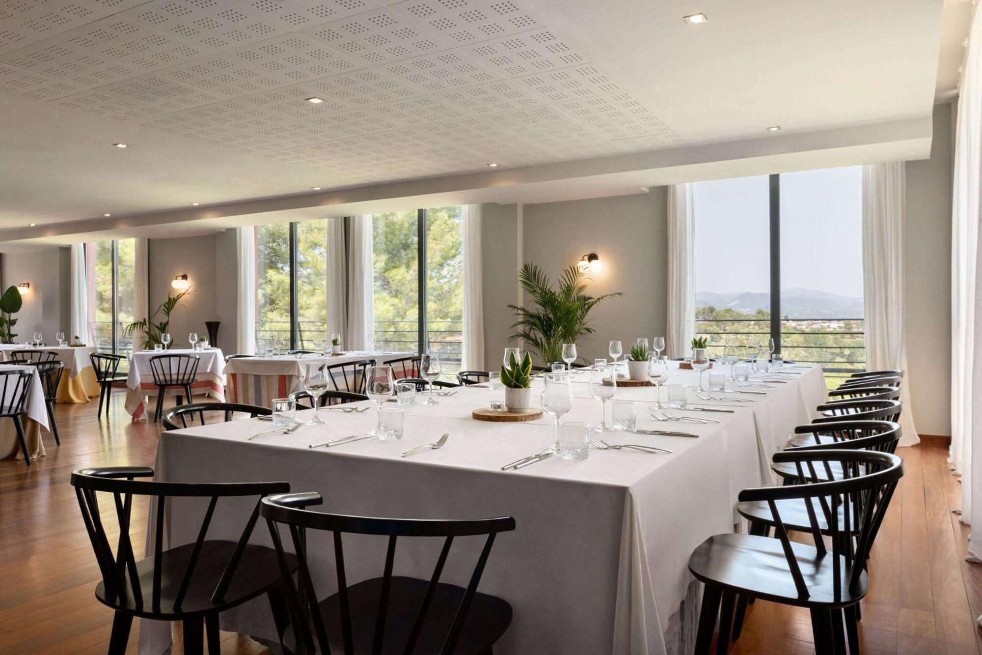 Dolce By Wyndham Barcelona Resort Sant Esteve Sesrovires Buitenkant foto