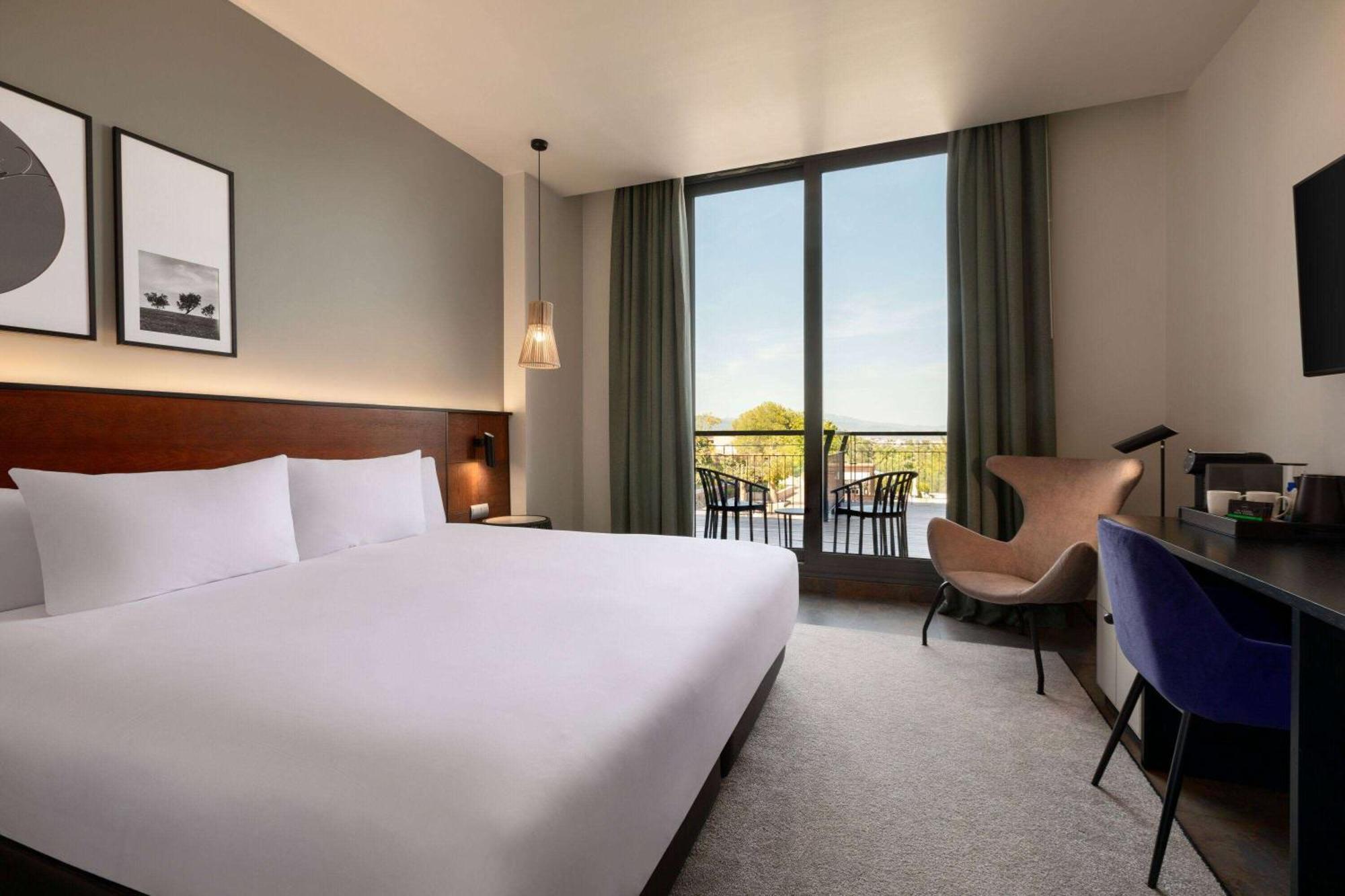 Dolce By Wyndham Barcelona Resort Sant Esteve Sesrovires Buitenkant foto