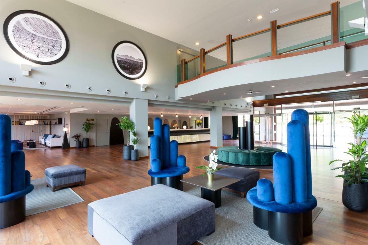 Dolce By Wyndham Barcelona Resort Sant Esteve Sesrovires Buitenkant foto